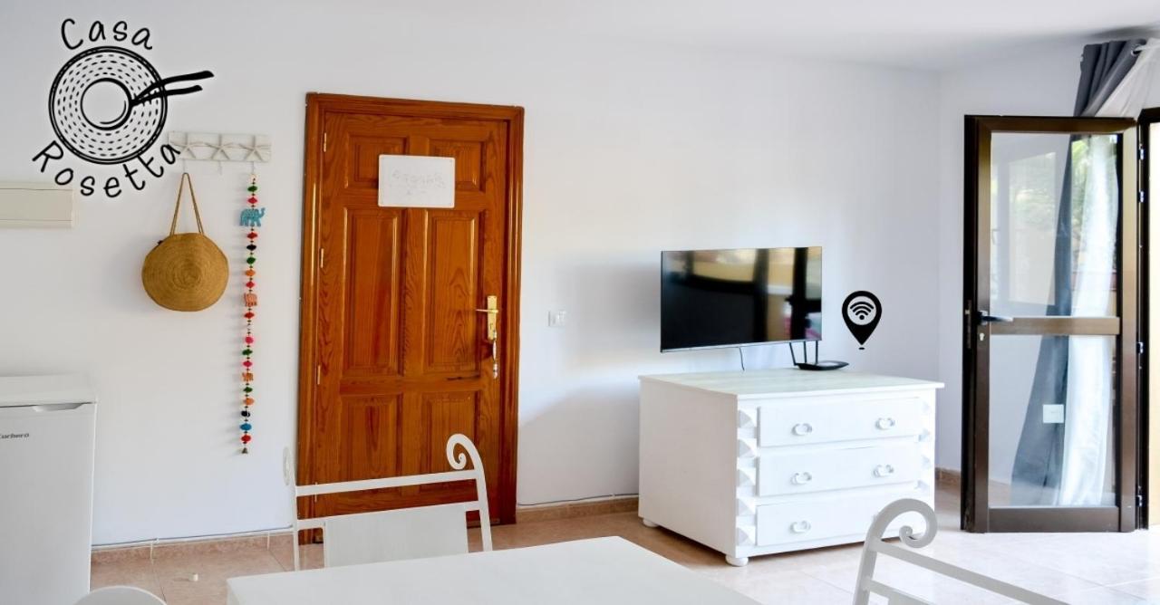 Family Casa Rosetta 4 Persons - Wifi And Pool Service Κοραλέχο Εξωτερικό φωτογραφία